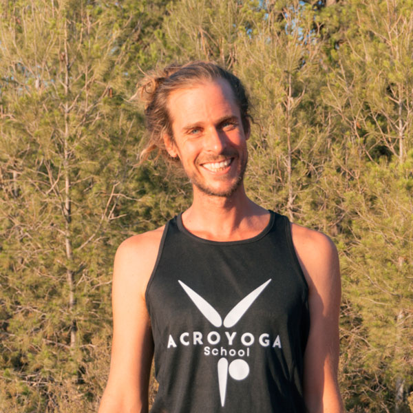 Acroyoga graduated teachers