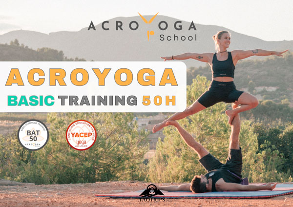 BASIC ACROYOGA TRAINING